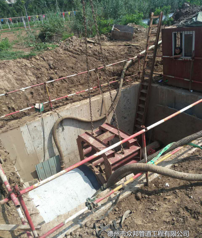 頂管施工鋪設天津天然氣管道現場
